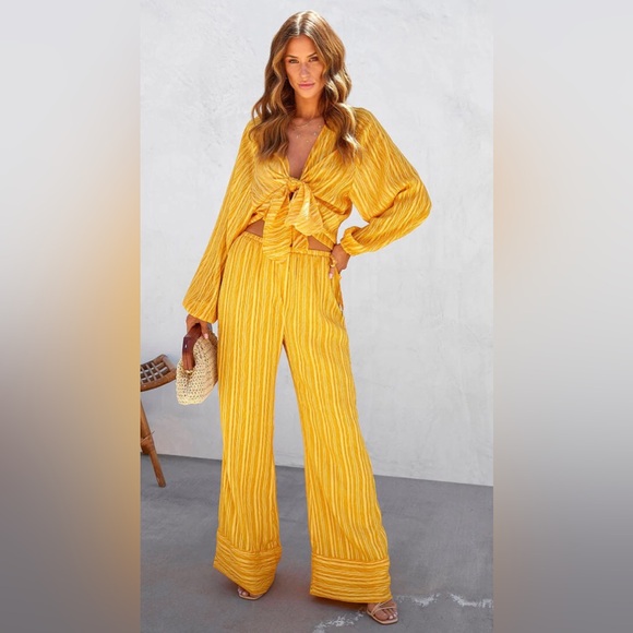 VICI tatianna yellow wide leg, high waist relax fit lined pants NEW RE $68. - Picture 7 of 15
